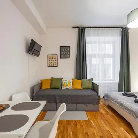 Petrska Cozy In The Center Of For Up To 4 Guests براغ