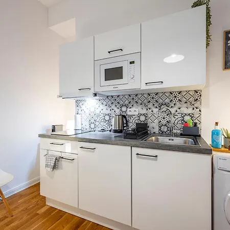 Petrska Cozy In The Center Of For Up To 4 Guests